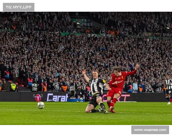 如何参与英格兰联赛杯的比赛资格和赛制解析